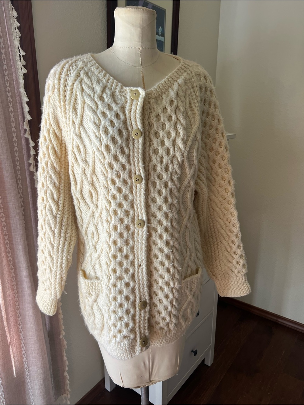 Vintage Cream Cable Knit Button-Front Women’s Sweater Cardigan